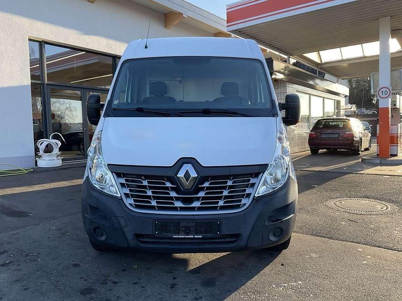 Second-hand Renault Master 110 CP (80 kW) 2018 Alb Monovolum