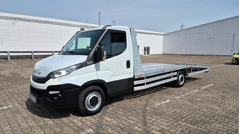 Second-hand Iveco Daily 160 CP (117 kW) 2017 Alb