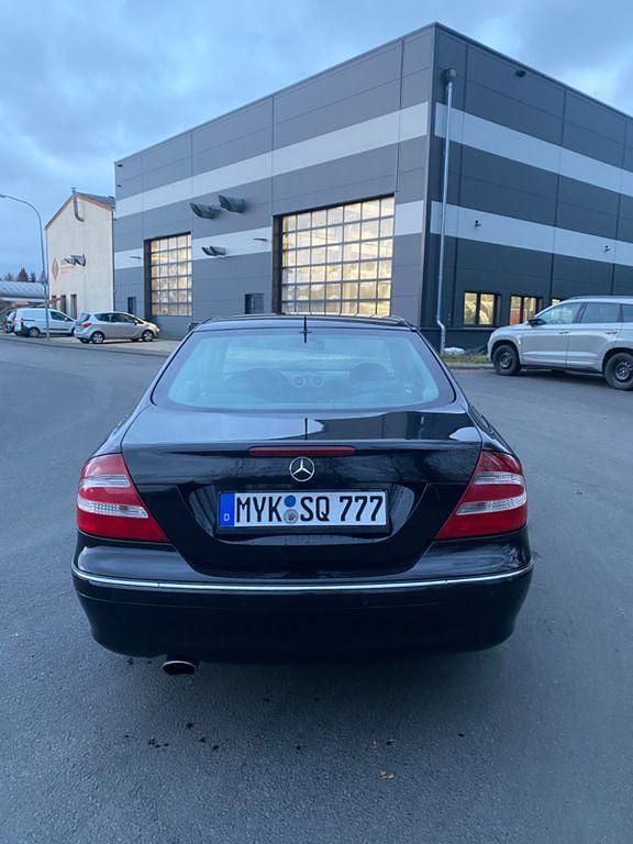 Schwarz Gebraucht 2002 Mercedes CLK240 Elegance Coupé | 1.700 € (Superpreis) - Bild 1/4