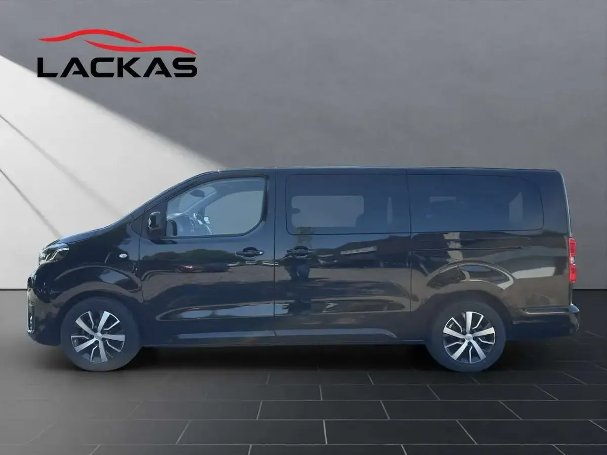 Gebraucht Toyota Proace Verso Comfort 144 PS (105 kW) 2023 Schwarz Kombi