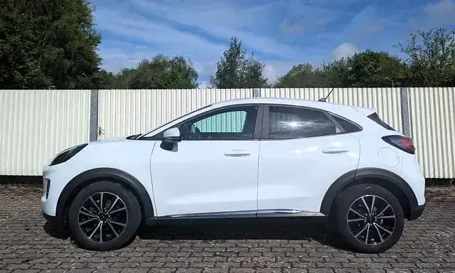 Gebraucht Ford Puma Titanium 125 PS (91 kW) 2022 Weiß SUV
