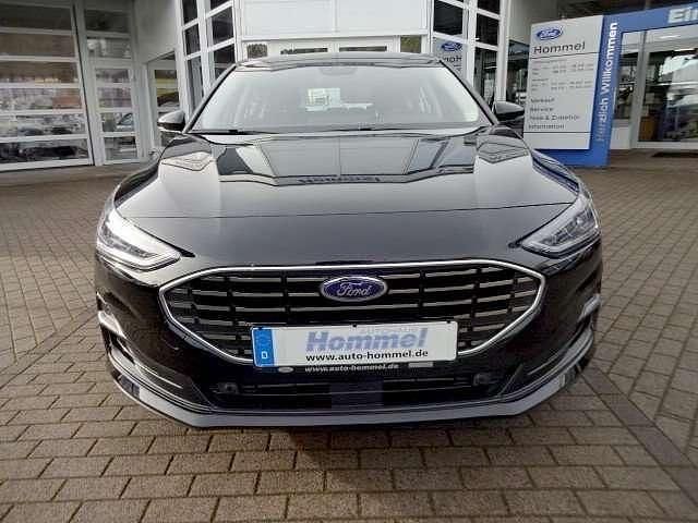 Neu Ford Focus Titanium 155 PS (114 kW) 2025 Agateblack Limousine