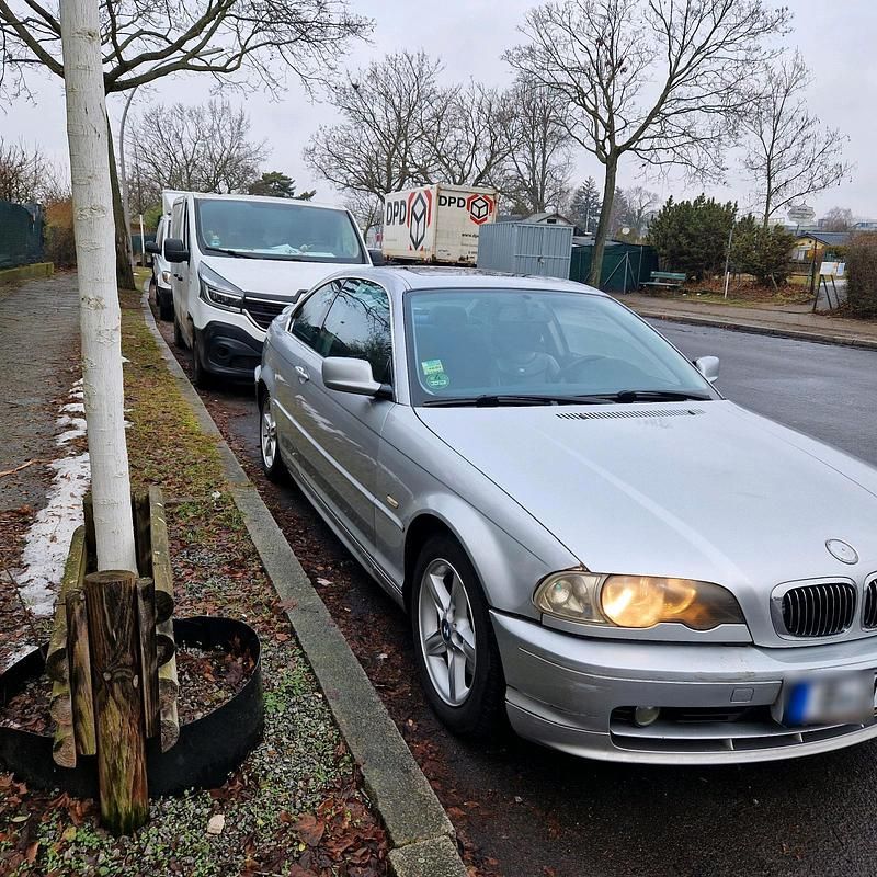 Gebraucht BMW 320 150 PS (110 kW) 2000 Silber Coupé