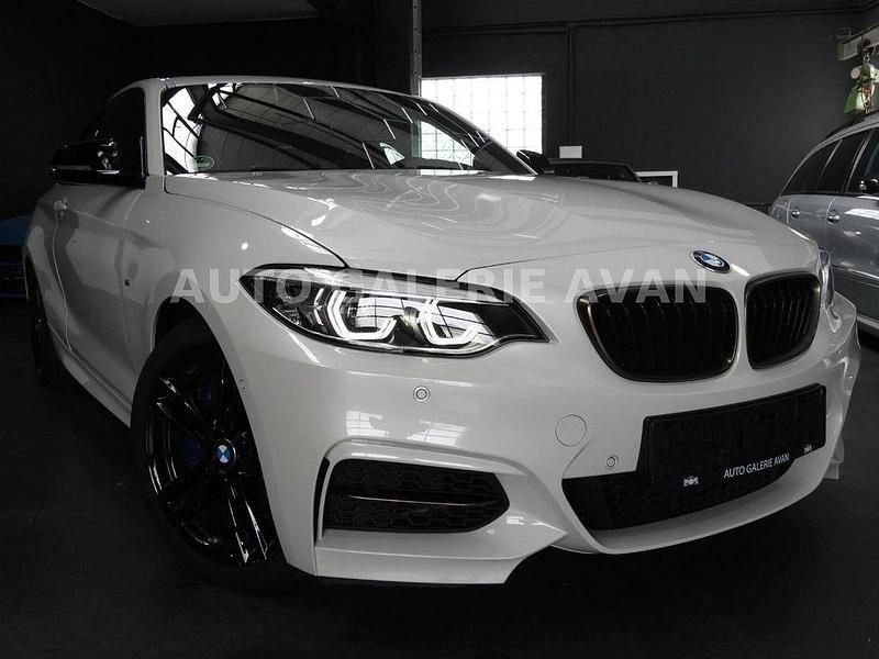 Weiß Gebraucht 2019 BMW M240 M Sport Coupé | 39.000 € (Fairer Preis) - Bild 1/4
