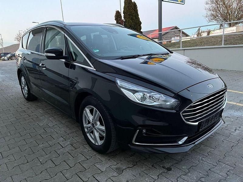 Schwarz Gebraucht 2021 Ford S-MAX S Van / Kleinbus | 17.990 € (Superpreis) - Bild 1/4