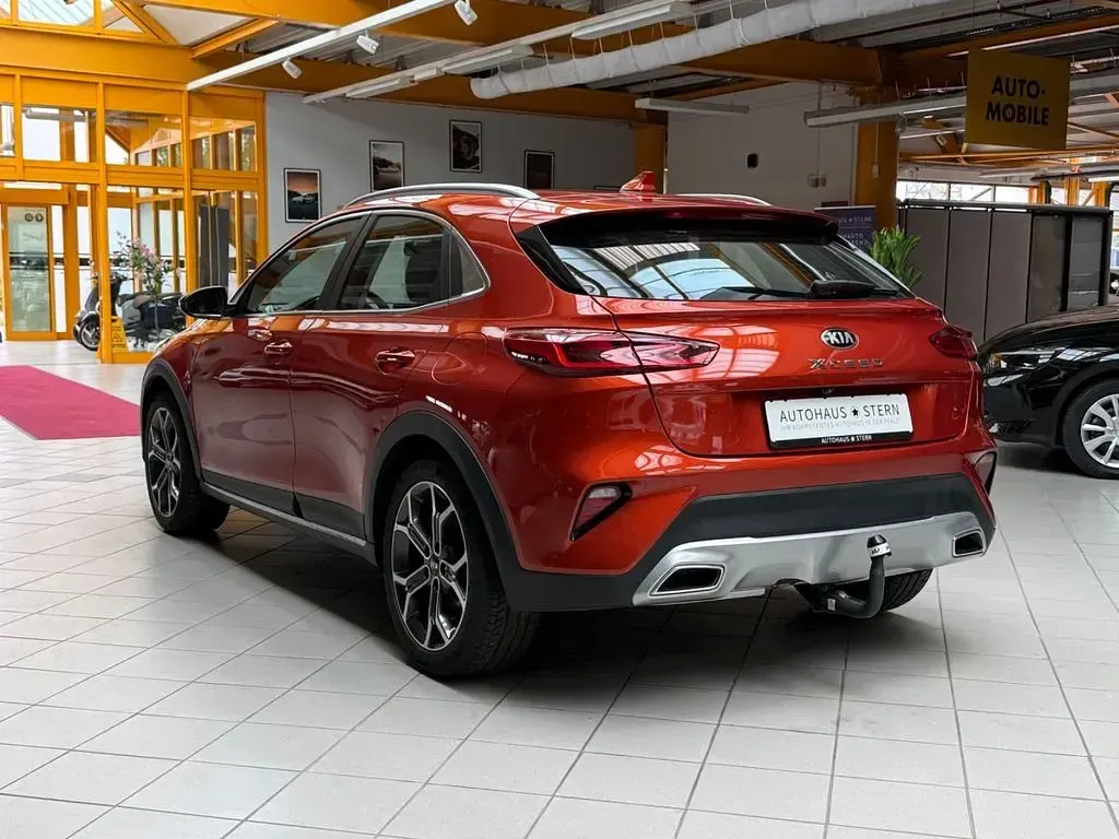 Gebraucht Kia XCeed Play 140 PS (102 kW) 2020 Orange SUV