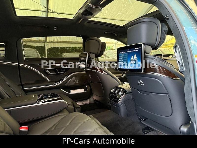 Gebraucht Mercedes S580 367 PS (269 kW) 2024 Silber Limousine