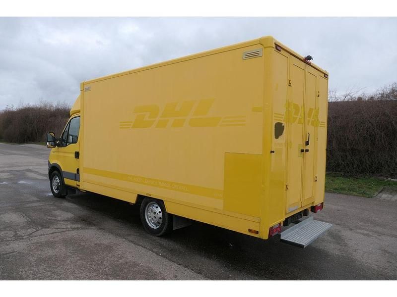 Gebraucht Iveco Daily 106 PS (77 kW) 2012 Gelb Van
