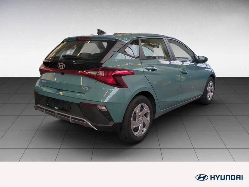 Gebraucht Hyundai i20 Select 79 PS (58 kW) 2025 Grün Kleinwagen