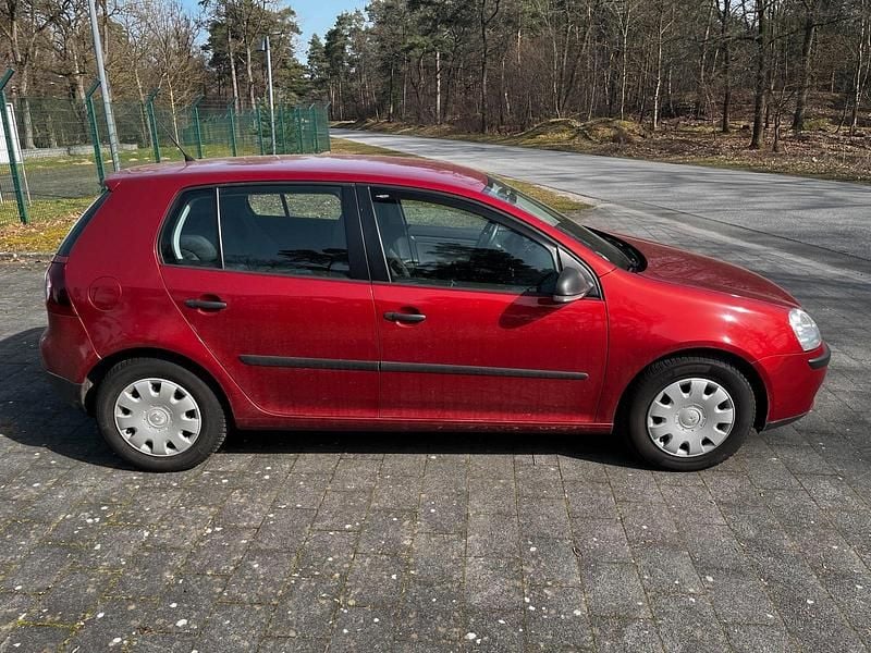 Gebraucht VW Golf VI 80 PS (58 kW) 2008 Rot Kleinwagen