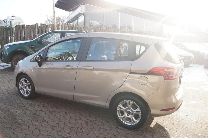 Second-hand Ford B-MAX SYNC Edition 90 CP (66 kW) 2014 Gri Monovolum
