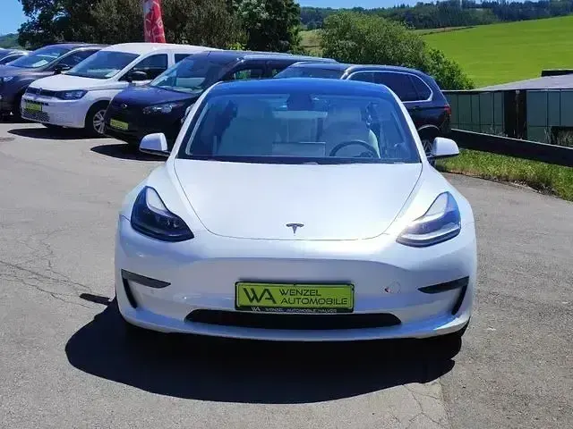 Gebraucht Tesla Model 3 366 kW (498 PS) 2021 Weiß Limousine