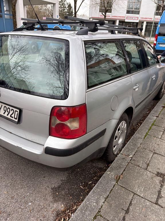 Gebraucht VW Passat Trendline 150 PS (110 kW) 2001 Silber Kombi