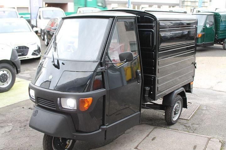Neu Piaggio APE 2025 Schwarz SUV