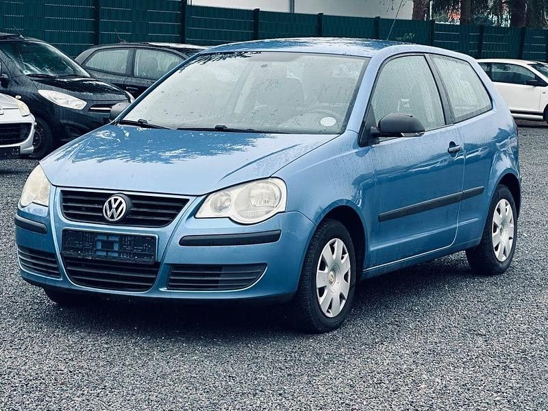 Blau Gebraucht 2006 VW Polo Trendline Kleinwagen | 990 € (Fairer Preis) - Bild 1/4