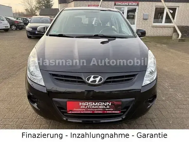 Gebraucht Hyundai i20 Classic 78 PS (57 kW) 2011 Schwarz Limousine