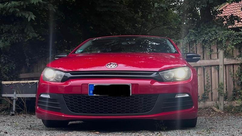 Rot Gebraucht 2012 VW Scirocco Coupé | 8.600 € (Guter Preis) - Bild 1/4