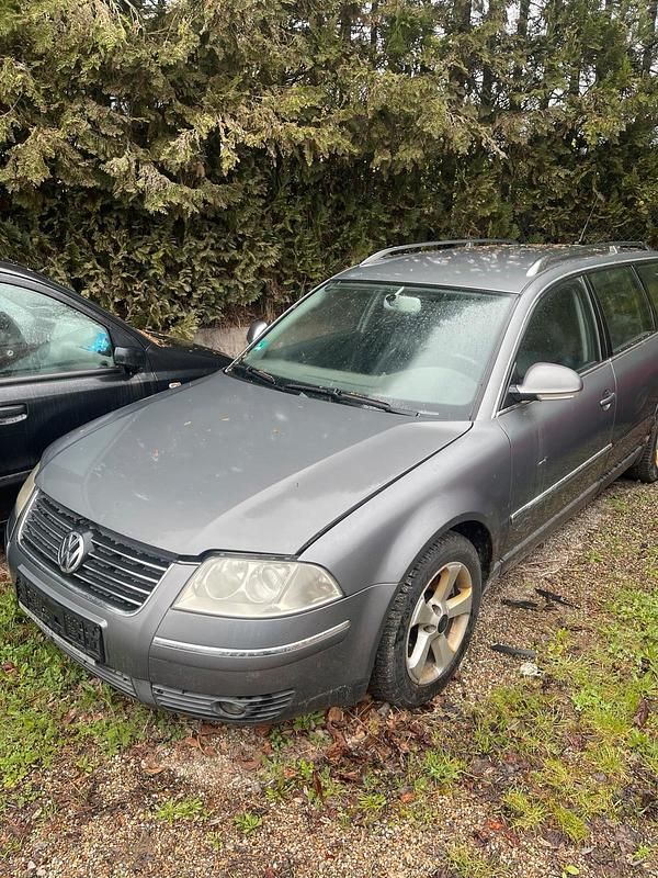 Gebraucht VW Passat 180 PS (132 kW) 2003 Grau Kombi