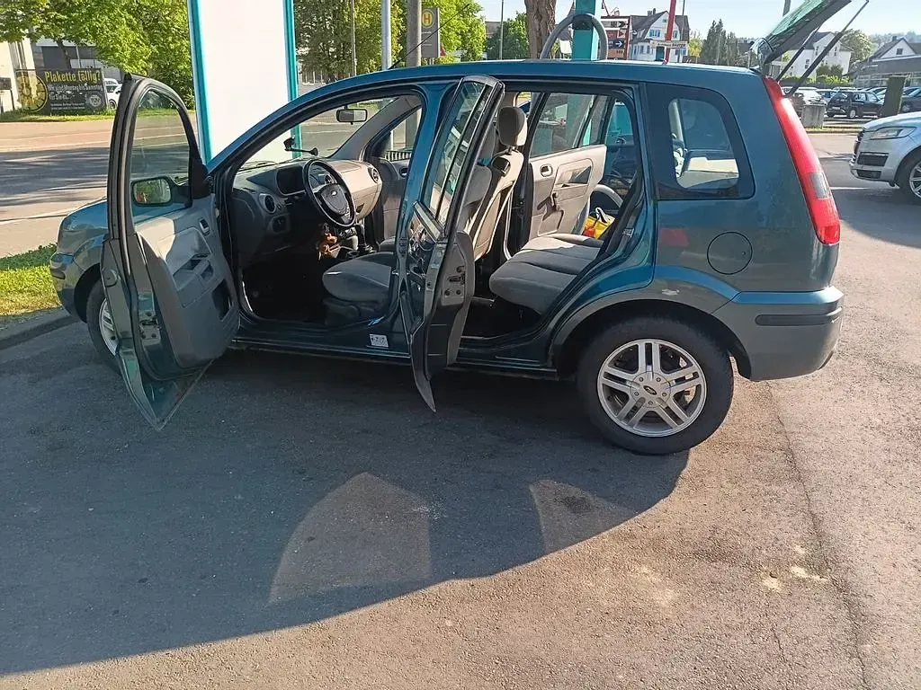 Gebraucht Ford Fusion 88 PS (64 kW) 2004 Grün Kleinwagen