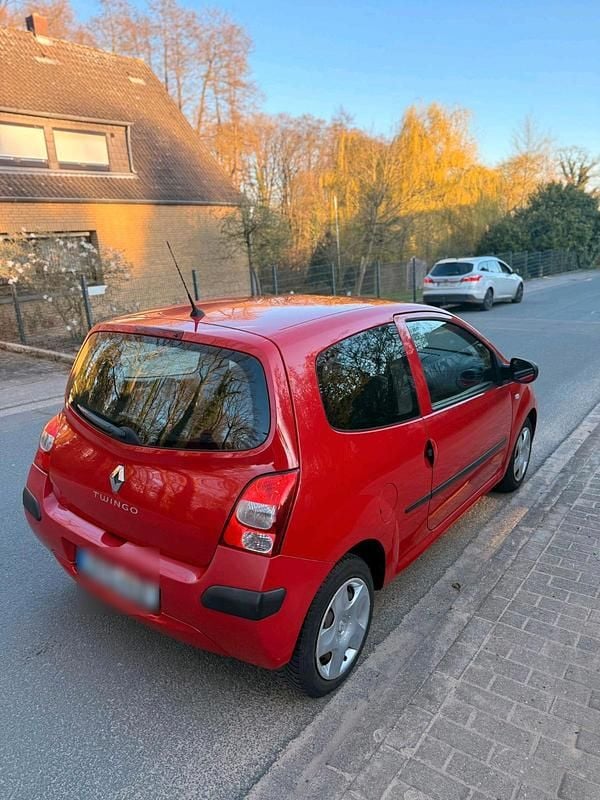 Gebraucht Renault Twingo 60 PS (44 kW) 2011 Rot Kleinwagen