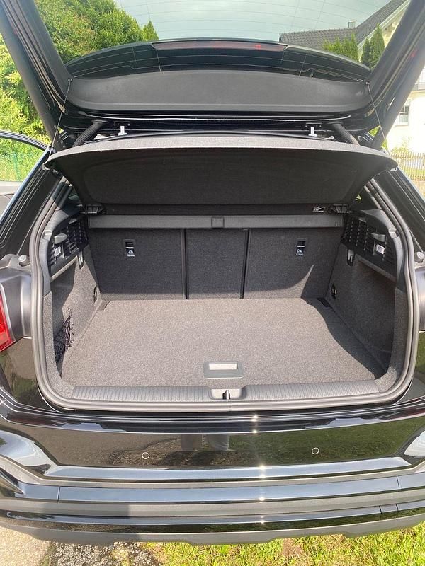 Gebraucht Audi Q2 S-Line 150 PS (110 kW) 2024 Schwarz SUV