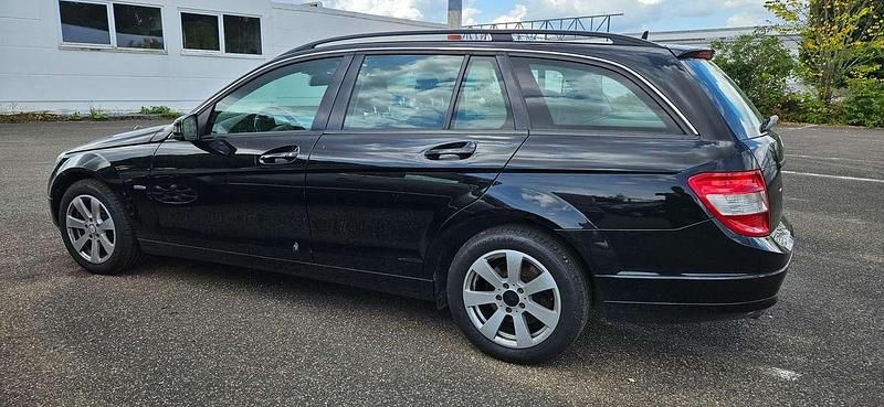 Gebraucht Mercedes C200 136 PS (100 kW) 2009 Obsidianschwarz  metalliclack Kombi