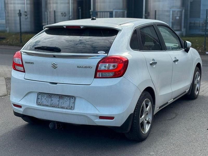 Second-hand Suzuki Baleno Basic 90 CP (66 kW) 2018 Alb Hatchback