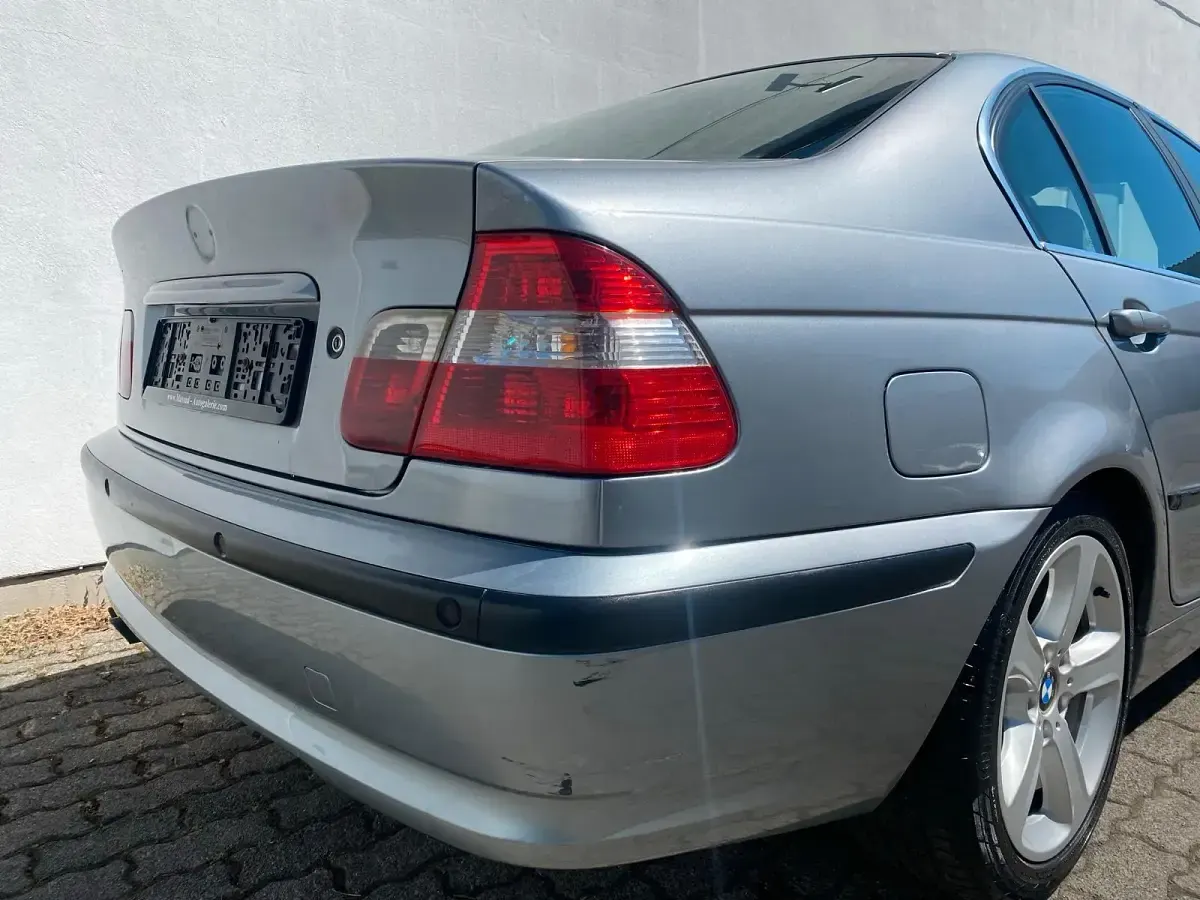 Gebraucht BMW 320 Exclusive 170 PS (125 kW) 2004 Fjordgrau Limousine