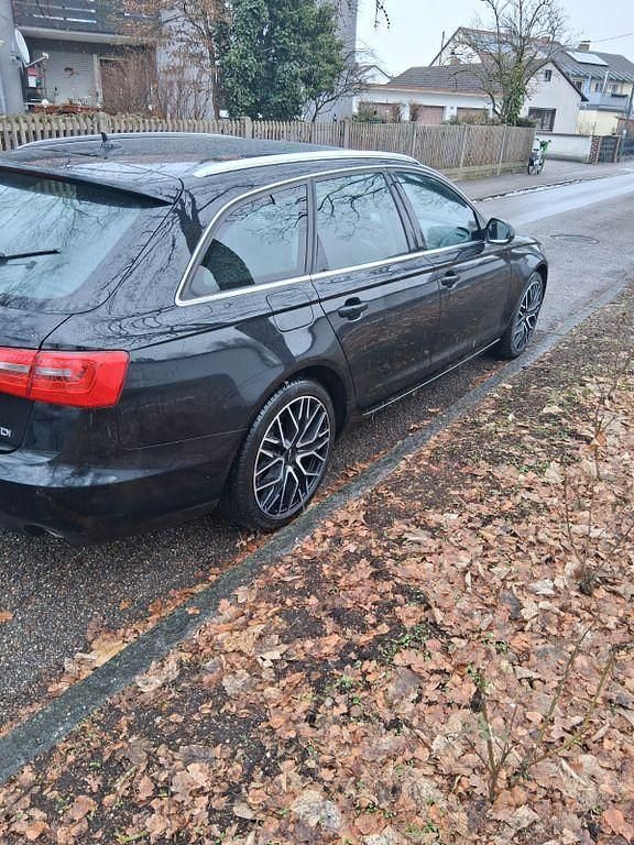 Schwarz Gebraucht 2013 Audi A6 Kombi | 8.200 € (Superpreis) - Bild 1/4