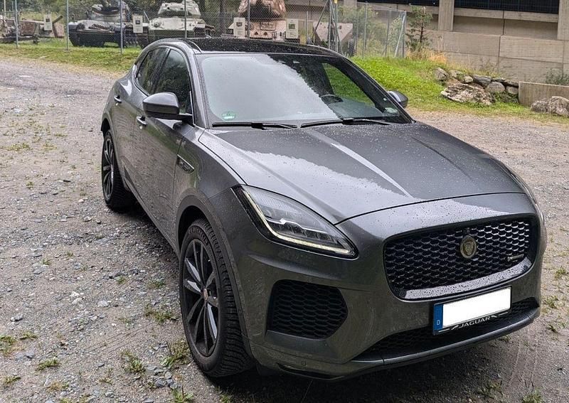 Gebraucht Jaguar E-Pace R-Dynamic 200 PS (147 kW) 2019 Grau SUV