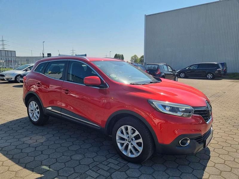 Używany Renault Kadjar Experience 131 KM (96 kW) 2015 Czerwony SUV
