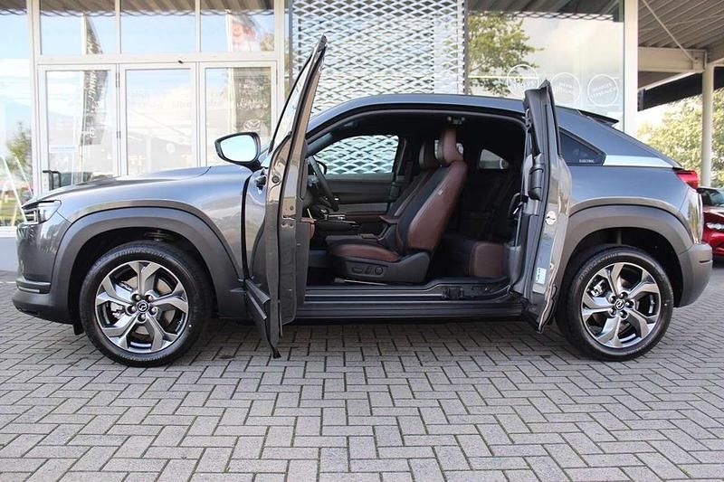 Gebraucht Mazda MX30 Ad'Vantage 106 kW (145 PS) 2023 Machine grey SUV