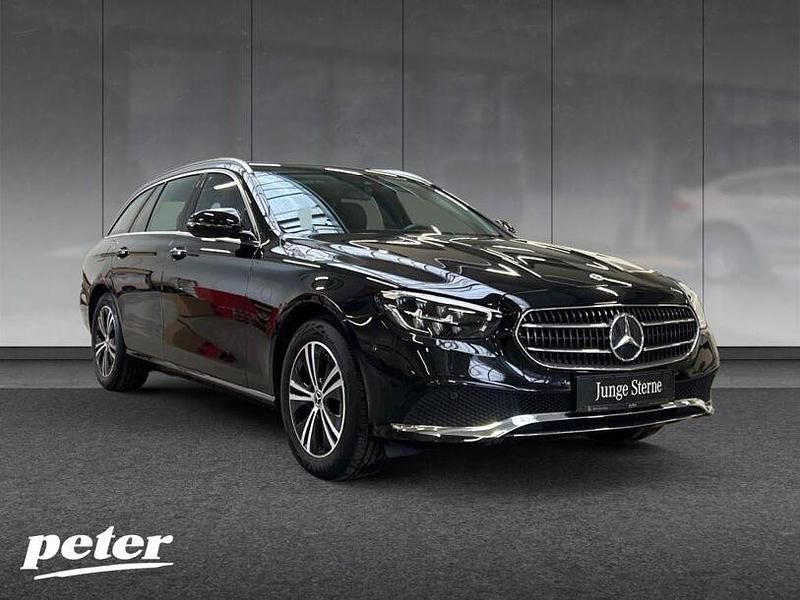 Gebraucht Mercedes E220 Avantgarde 200 PS (147 kW) 2022 Metalliclack obsidianschwarz Kombi