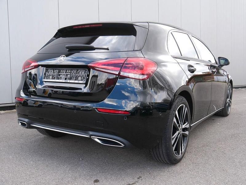 Gebraucht Mercedes A200 AMG Edition 1 163 PS (119 kW) 2020 Schwarz Limousine