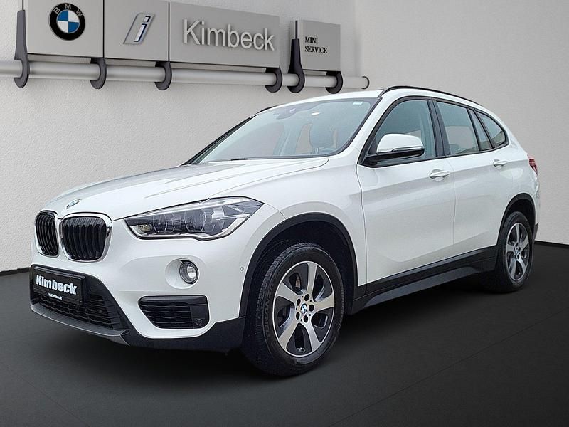 Alpinweiß uni Gebraucht 2018 BMW X1 Advantage SUV | 19.490 € (Fairer Preis) - Bild 1/4