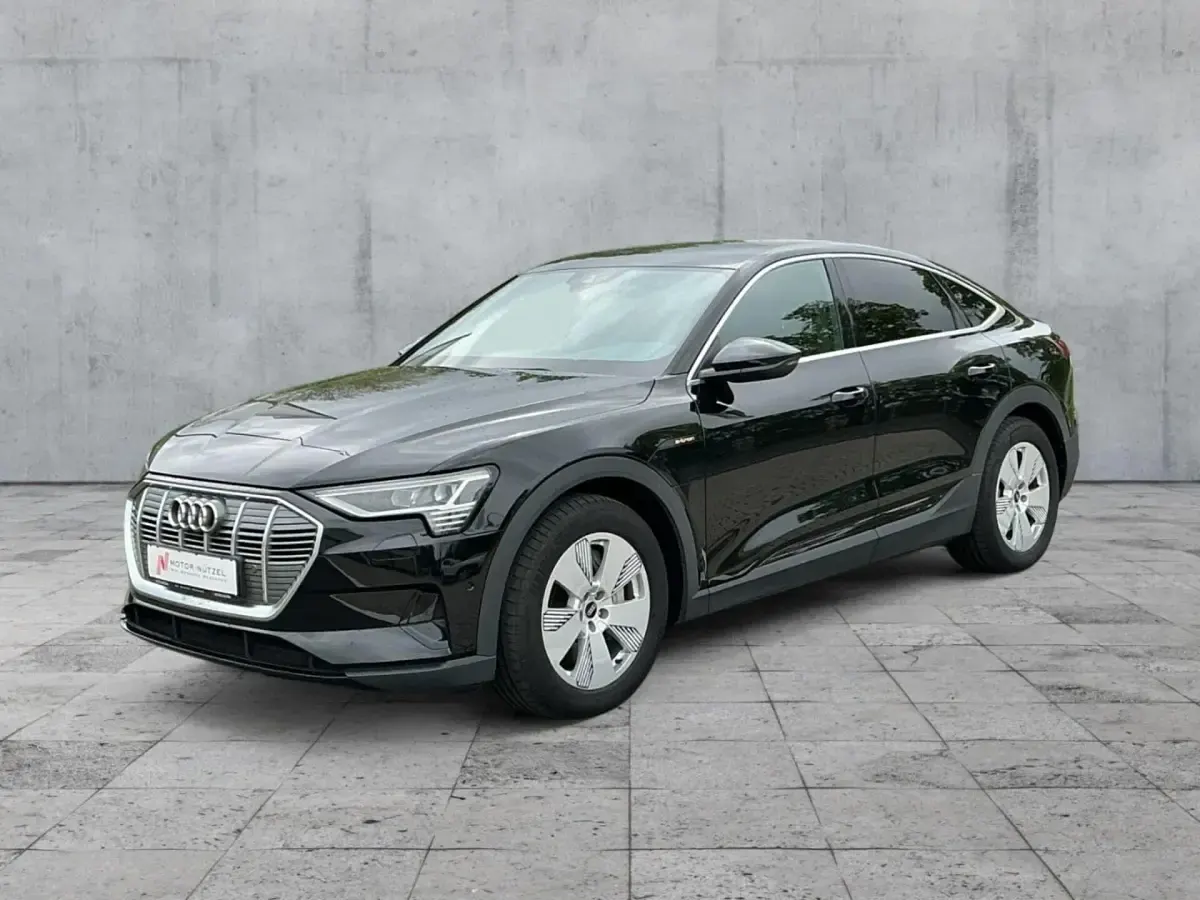 Gebraucht Audi e-tron Sportback S-Line 300 kW (408 PS) 2022 Schwarz SUV