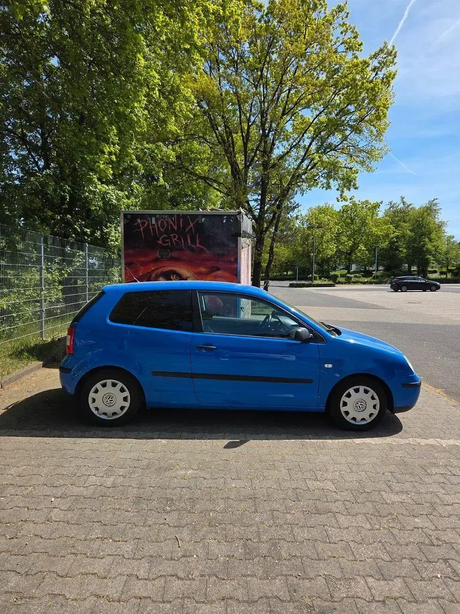 Gebraucht VW Polo Basis 54 PS (39 kW) 2003 Blau Limousine