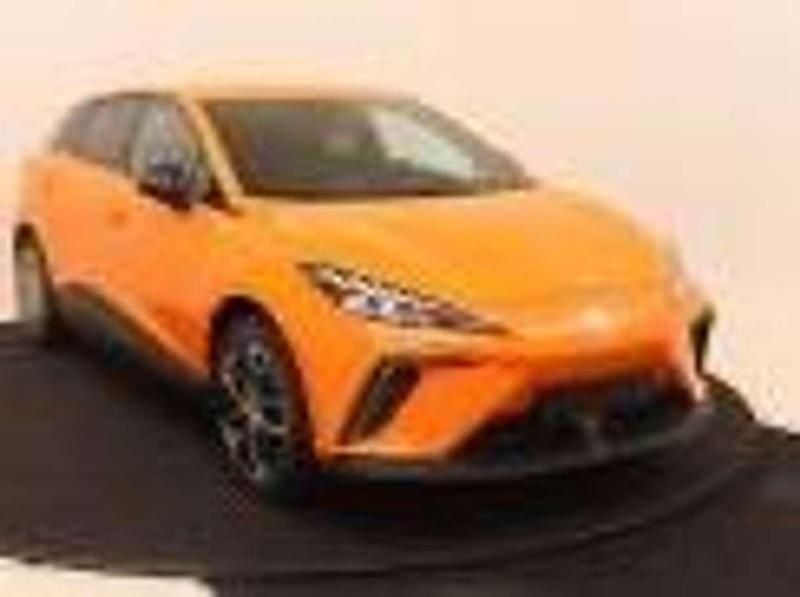 Gebraucht MG MG4 EV Luxury 150 kW (204 PS) 2024 Fizzy orange: nfz Kleinwagen