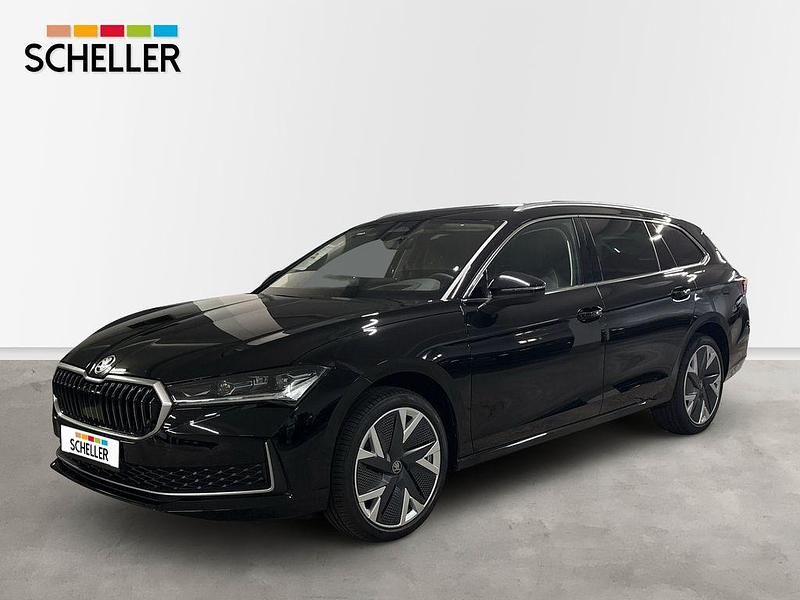 Schwarz Neu 2025 Skoda Superb Selection Kombi | 54.390 € - Bild 1/4