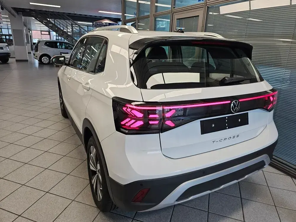 Neu VW T-Cross Style 116 PS (85 kW) 2025 Weiß SUV