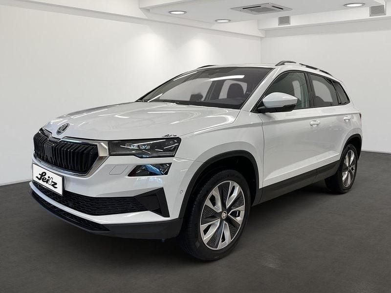 Gebraucht Skoda Karoq Style 150 PS (110 kW) 2023 Moonweiss metallic SUV