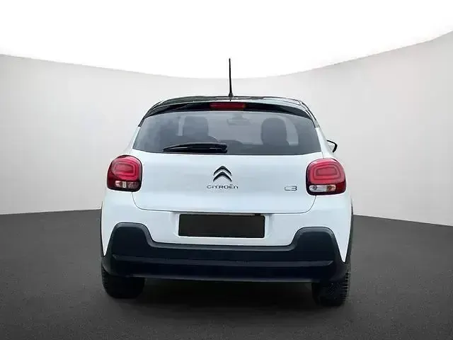 Used Citroën C3 PureTech 83 HP (61 kW) 2023 White Hatchback