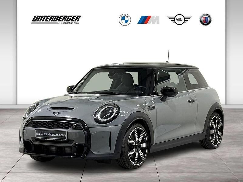 Gebraucht Mini Cooper S 178 PS (130 kW) 2022 Moonwalk grey Kleinwagen