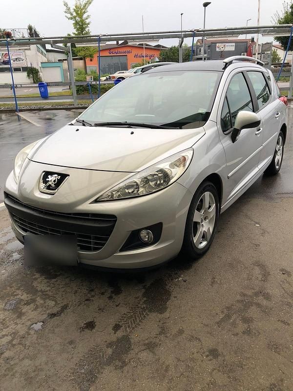 Grau Gebraucht 2012 Peugeot 207 Kombi | 2.399 € (Fairer Preis) - Bild 1/4