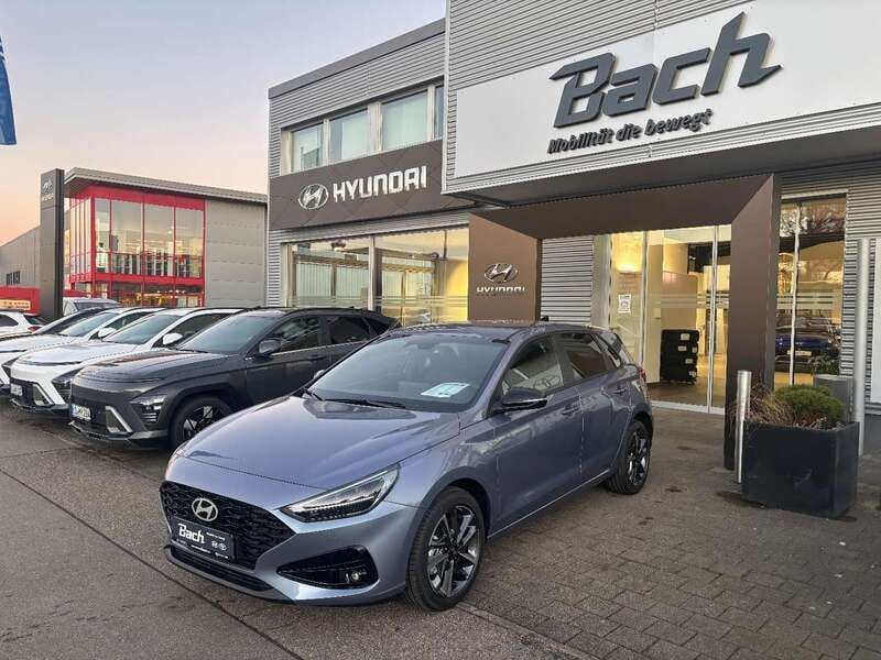 Blau Gebraucht 2025 Hyundai i30 Limousine | 24.990 € (Guter Preis) - Bild 1/4