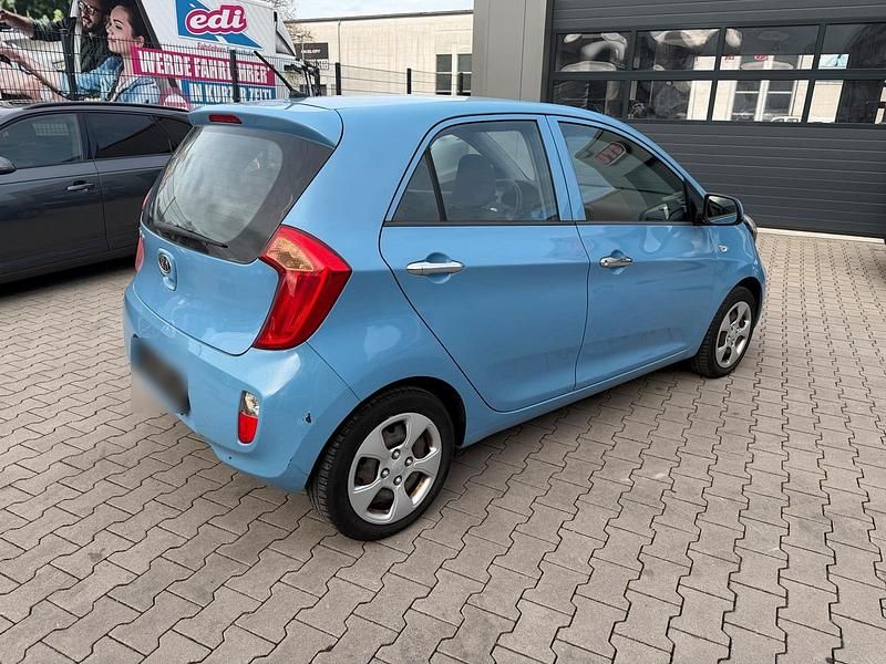 Gebraucht Kia Picanto 69 PS (50 kW) 2011 Blau Kleinwagen
