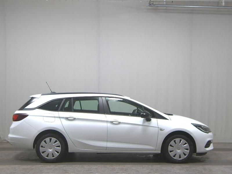 Weiss Gebraucht 2022 Opel Astra Edition Kombi | 10.980 € (Guter Preis) - Bild 1/2