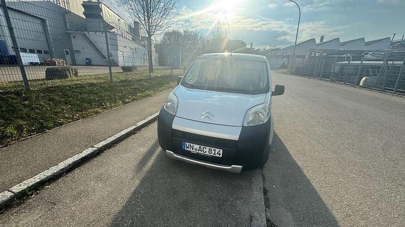 Gebraucht Citroën Nemo Attraction 75 PS (55 kW) 2012 Silber Van / Kleinbus