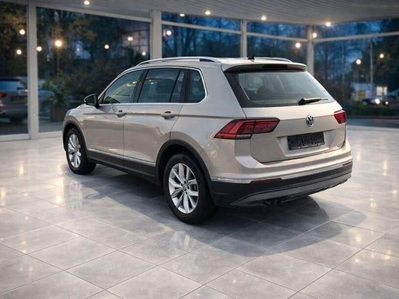 Gebraucht VW Tiguan Highline 150 PS (110 kW) 2019 Silber SUV