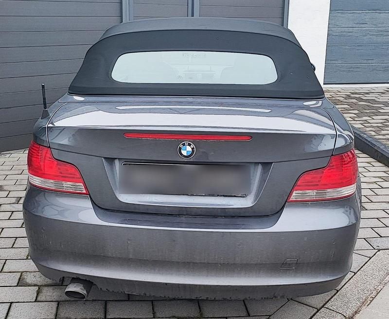 Gebraucht BMW 120 Cabriolet 177 PS (130 kW) 2008 Grau Cabrio